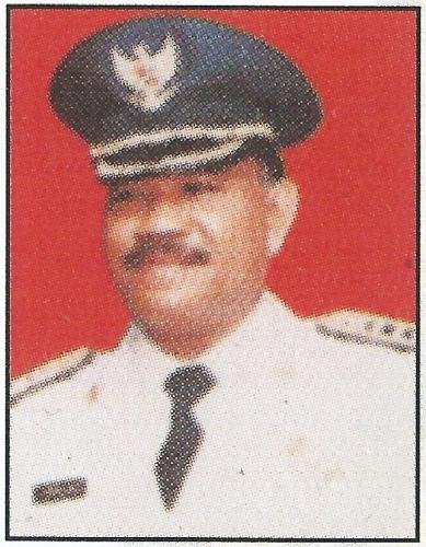 002 A. Rasyid Rais tua