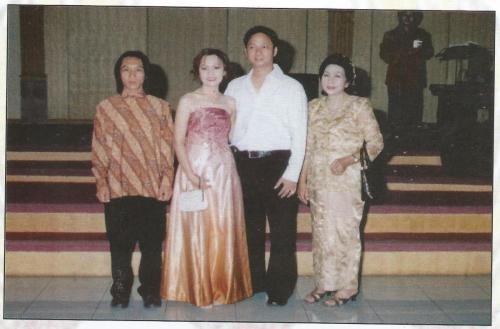035 Agung Sidharta (alm) keluarga