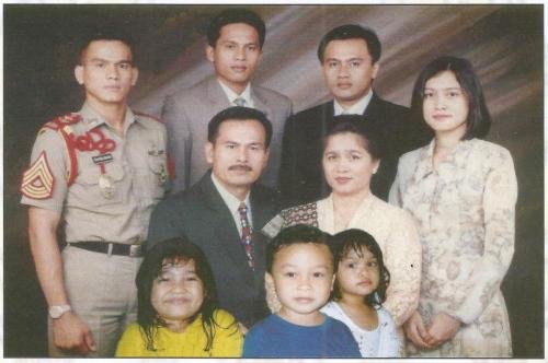 066 Aron Tambunan keluarga