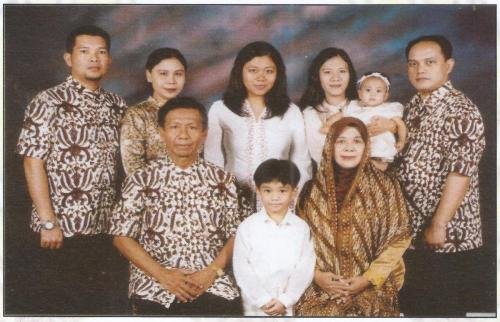 068 Asmardi Arbi, SE keluarga