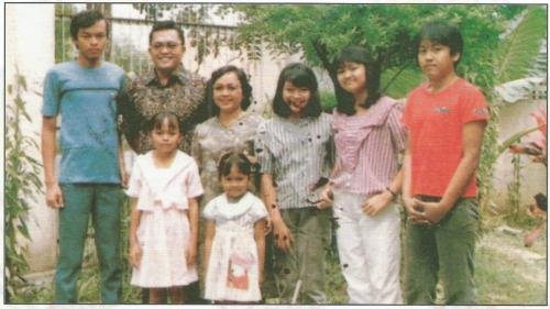 076 B. Soetarto, H. (alm) keluarga