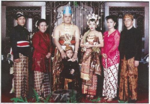 089 Binarto (Alm) keluarga