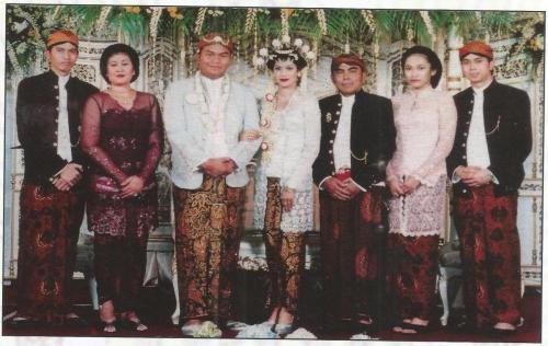 093 Budi Rahardjo keluarga