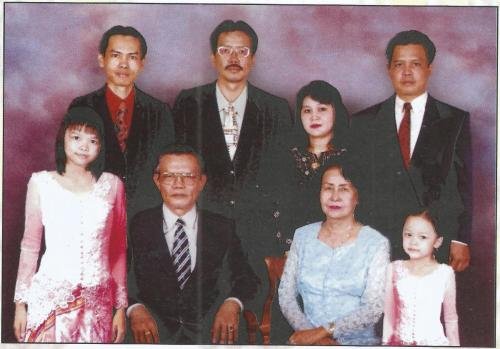 350 R.E. Robertio keluarga