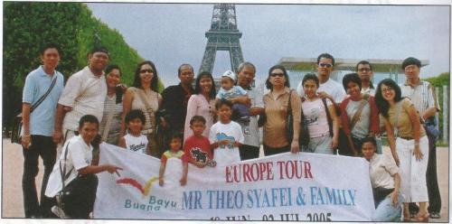 484 Theo Syafei keluarga
