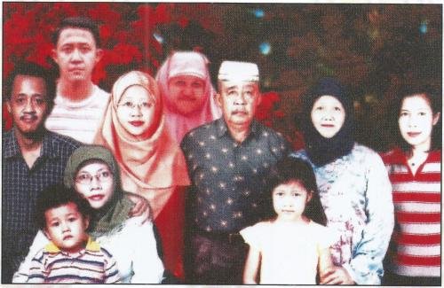 495 Tri Murwono keluarga